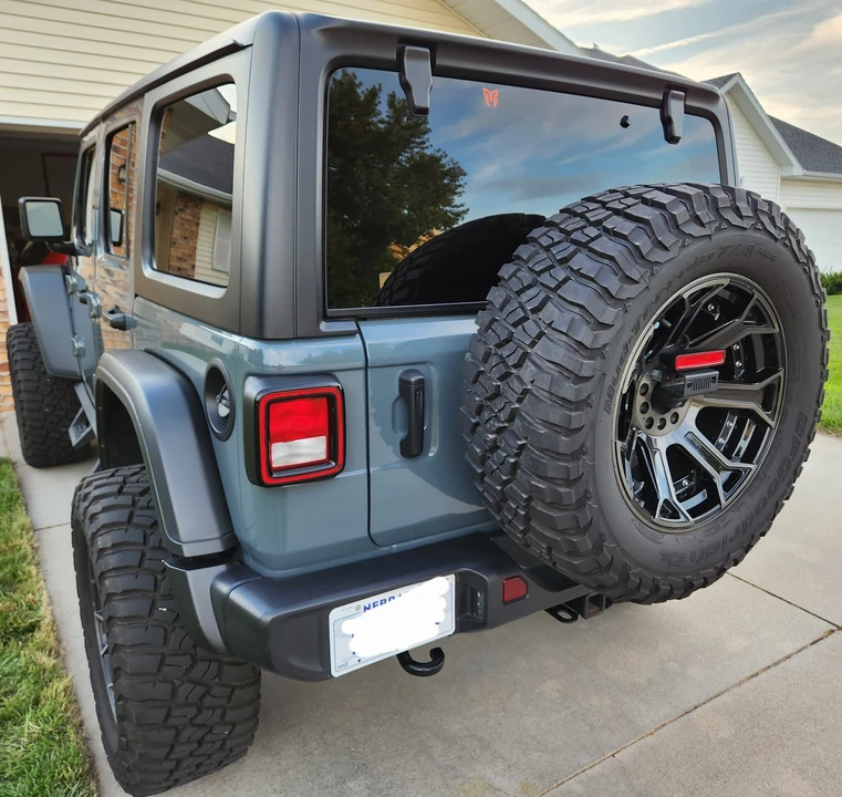 2024 Jeep JL Wrangler - Image 3 of 20