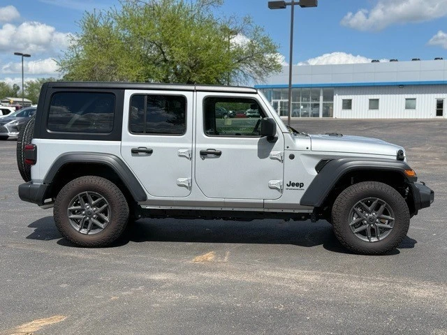 2024 Jeep JL Wrangler - Image 8 of 16