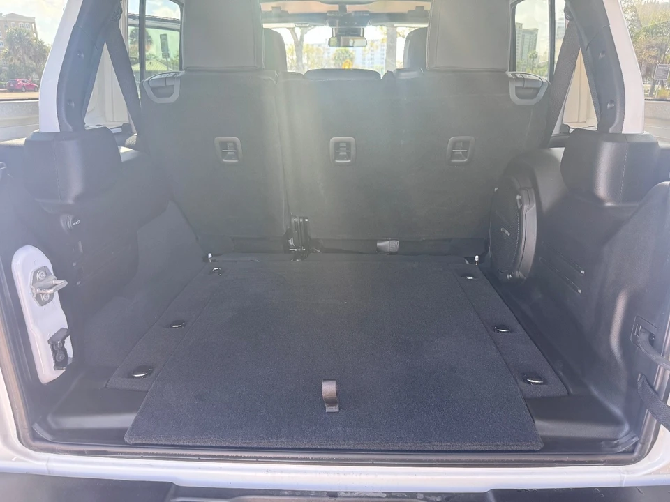 2024 Jeep JL Wrangler - Image 29 of 31