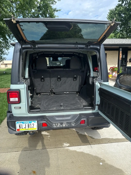 2024 Jeep JL Wrangler - Image 11 of 11