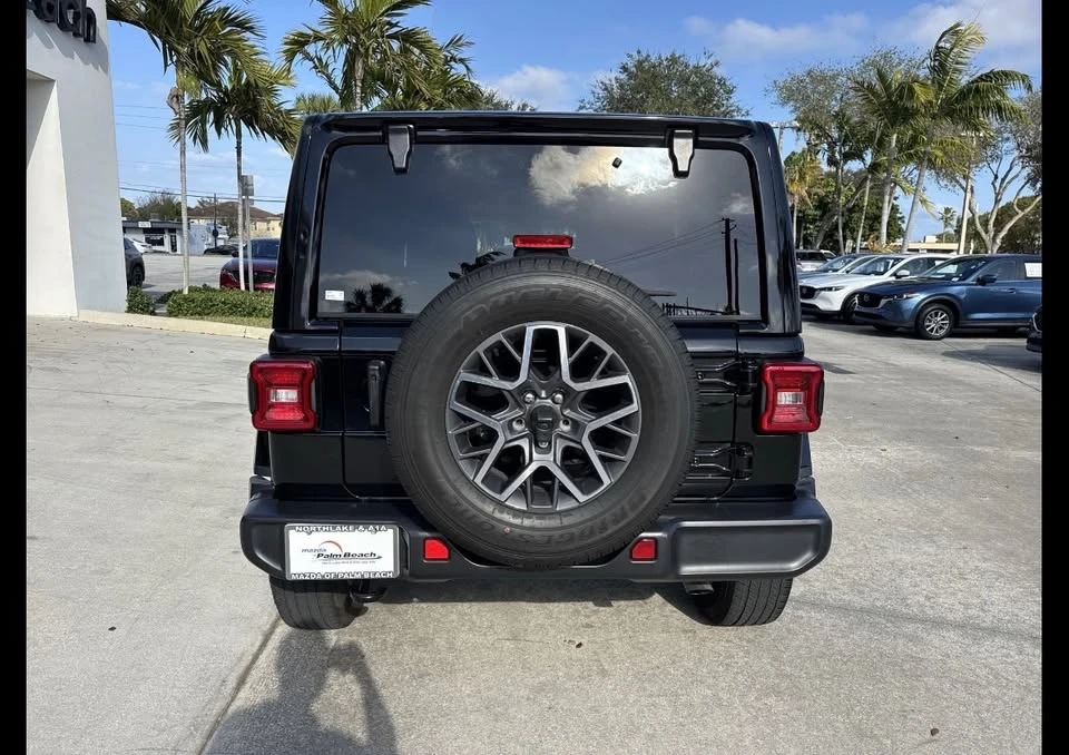 2024 Jeep JL Wrangler - Image 2 of 10