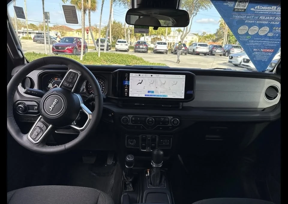2024 Jeep JL Wrangler - Image 7 of 10