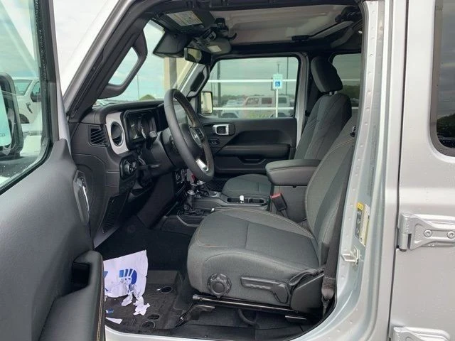 2024 Jeep JL Wrangler - Image 11 of 12