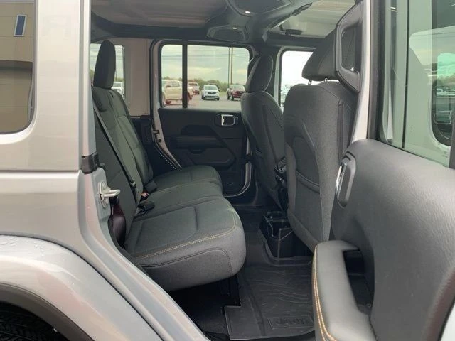 2024 Jeep JL Wrangler - Image 15 of 21
