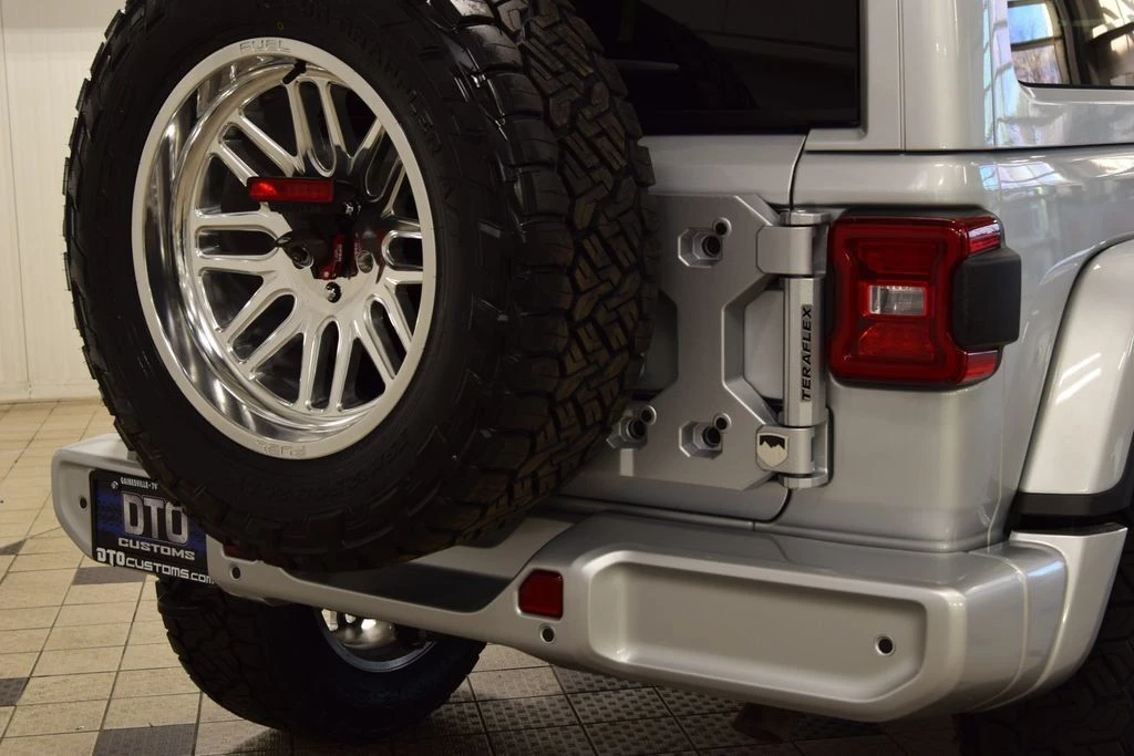 2024 Jeep JL Wrangler - Image 17 of 31
