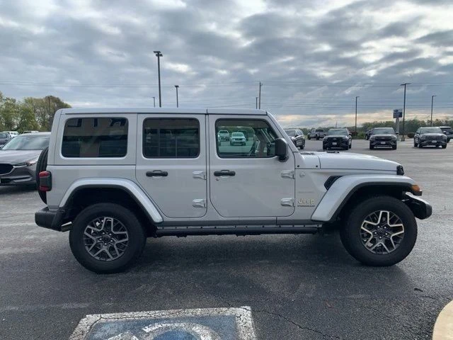 2024 Jeep JL Wrangler - Image 10 of 12