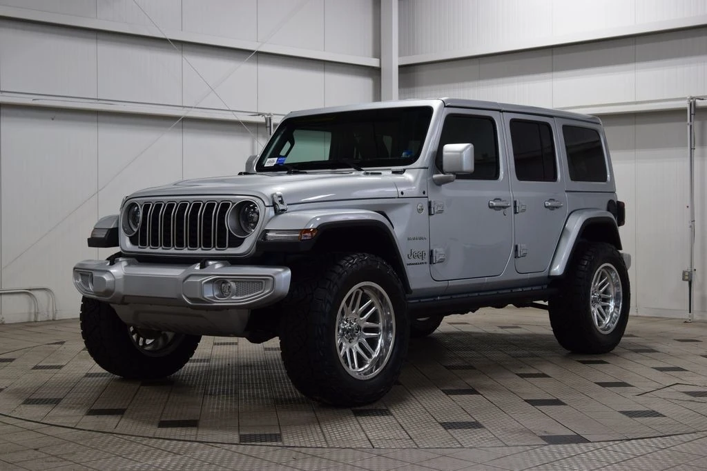 2024 Jeep JL Wrangler - Image 3 of 31