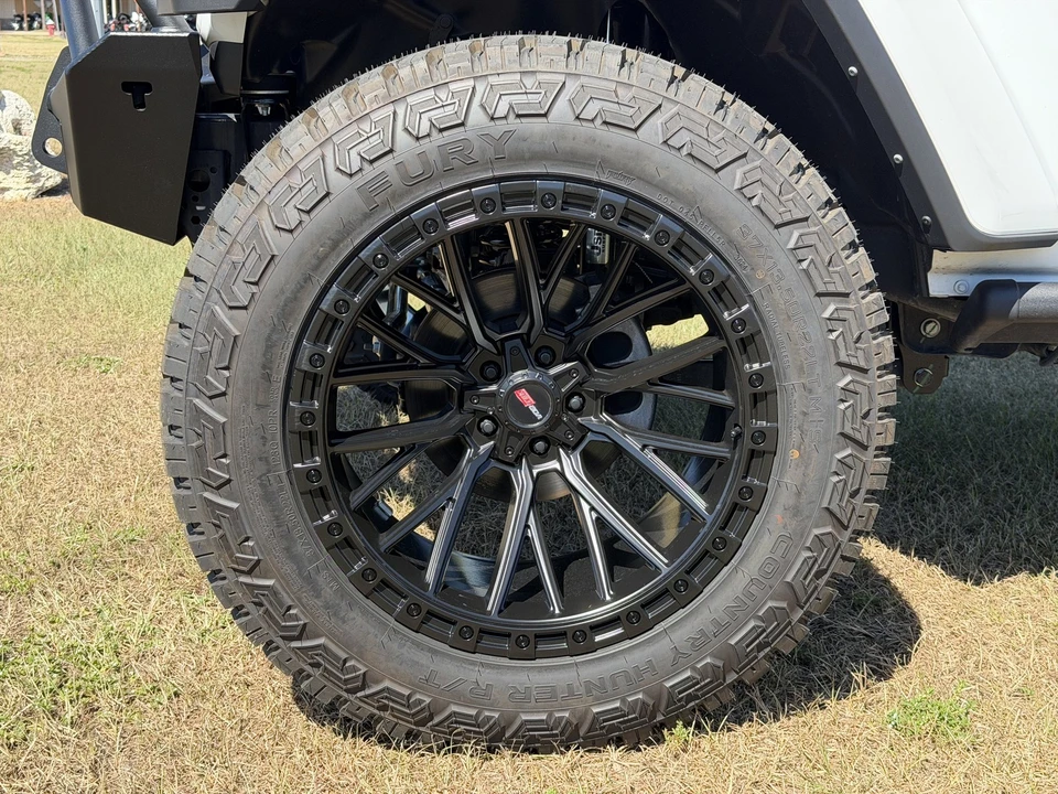 2024 Jeep JL Wrangler - Image 11 of 21