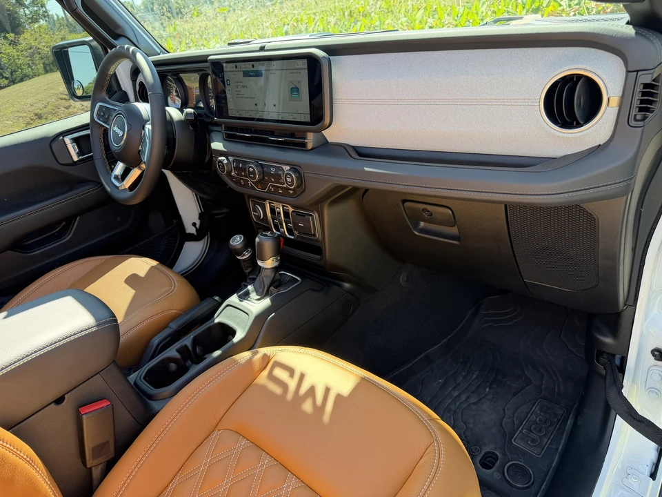 2024 Jeep JL Wrangler - Image 21 of 21