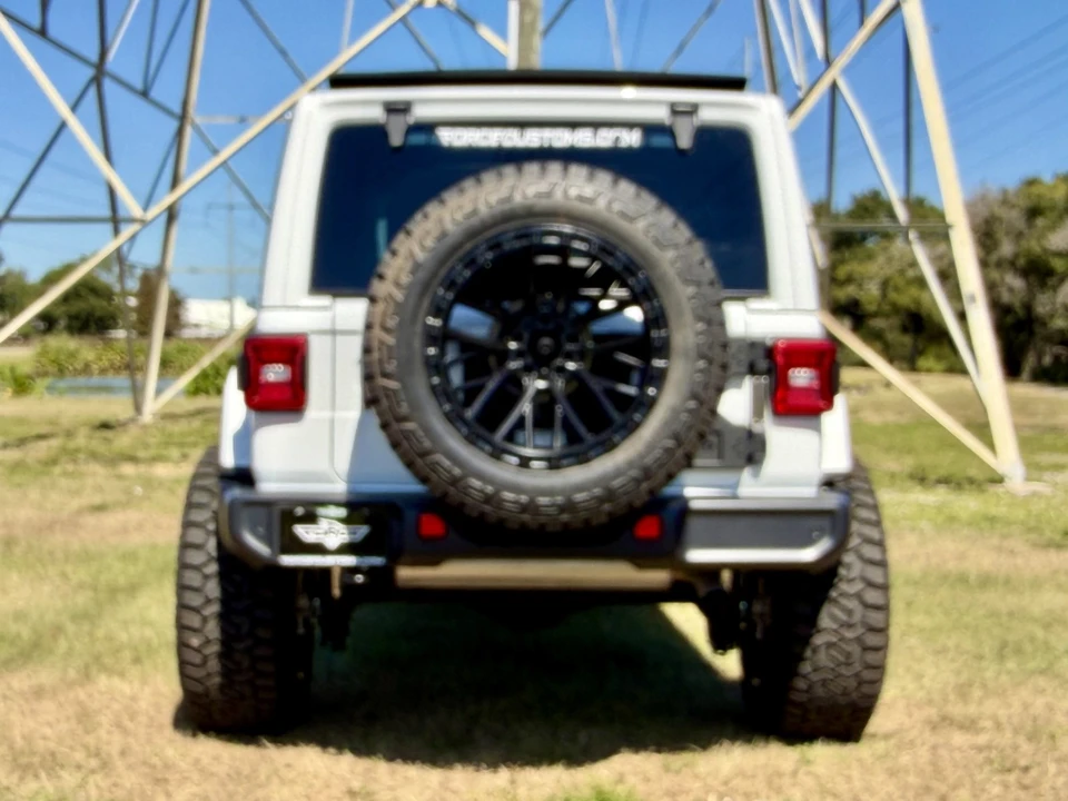 2024 Jeep JL Wrangler - Image 5 of 21