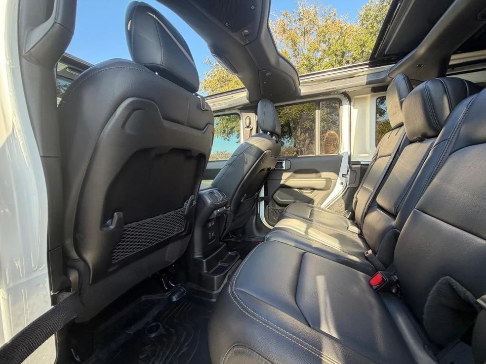 2024 Jeep JL Wrangler - Image 24 of 31