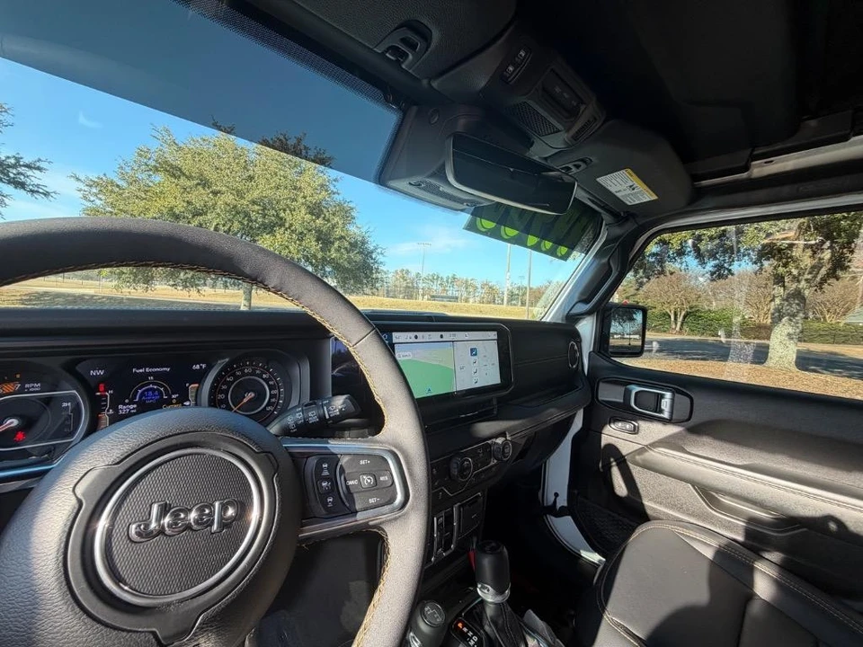 2024 Jeep JL Wrangler - Image 11 of 31