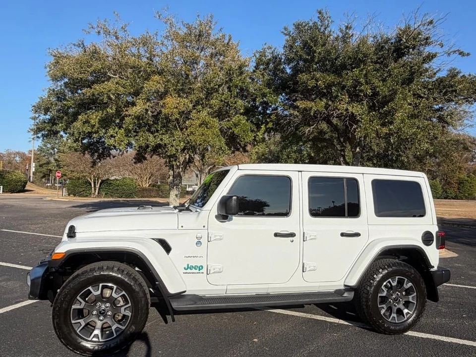 2024 Jeep JL Wrangler - Image 2 of 31