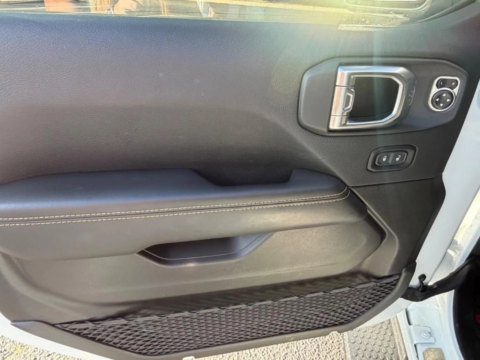 2024 Jeep JL Wrangler - Image 6 of 31