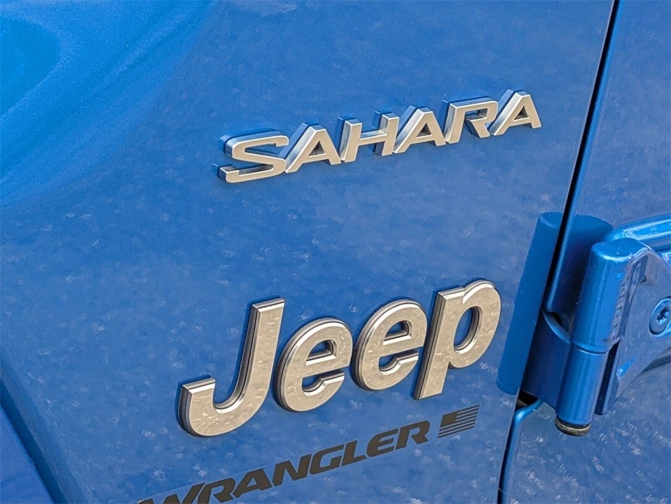 2024 Jeep JL Wrangler - Image 11 of 12