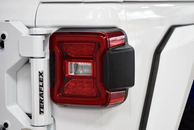 2024 Jeep JL Wrangler - Image 19 of 21