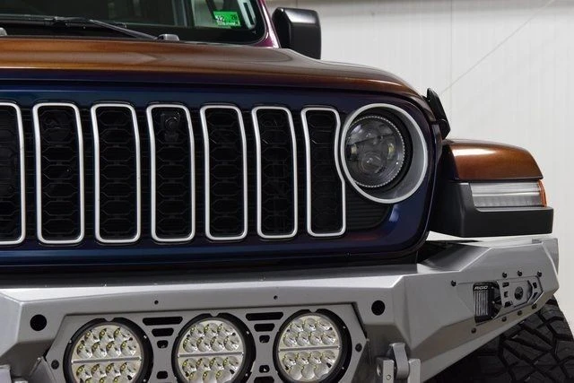 2024 Jeep JL Wrangler - Image 9 of 31