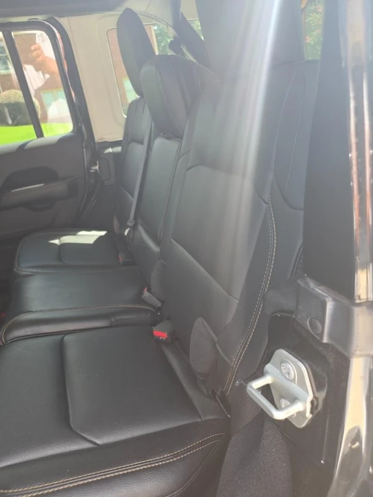 2024 Jeep JL Wrangler - Image 21 of 31