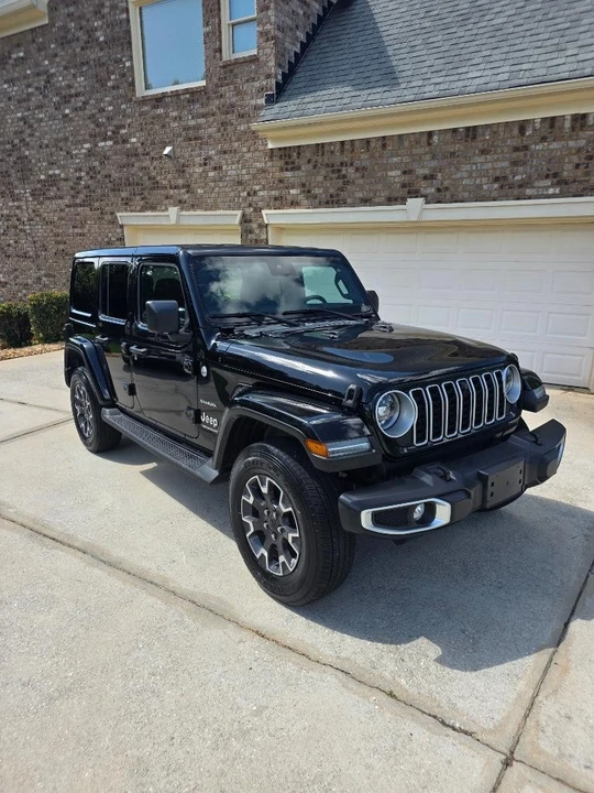 2024 Jeep JL Wrangler - Image 3 of 31