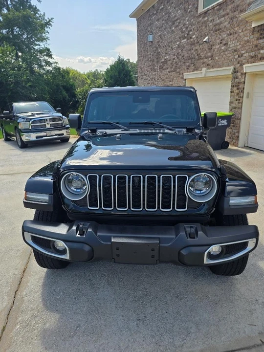 2024 Jeep JL Wrangler - Image 2 of 31