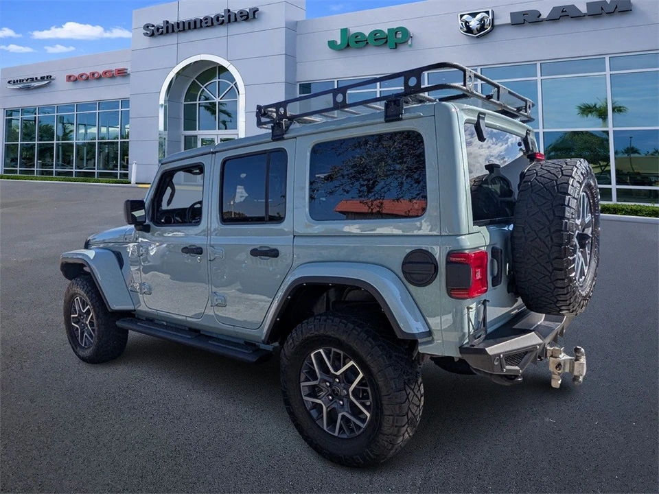 2024 Jeep JL Wrangler - Image 5 of 12