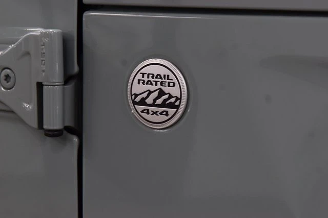 2024 Jeep JL Wrangler - Image 17 of 21