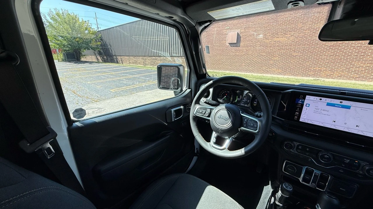 2024 Jeep JL Wrangler - Image 14 of 21