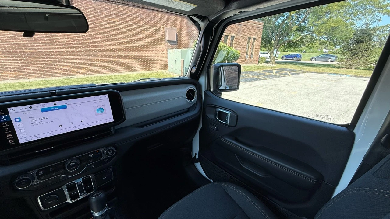 2024 Jeep JL Wrangler - Image 21 of 21