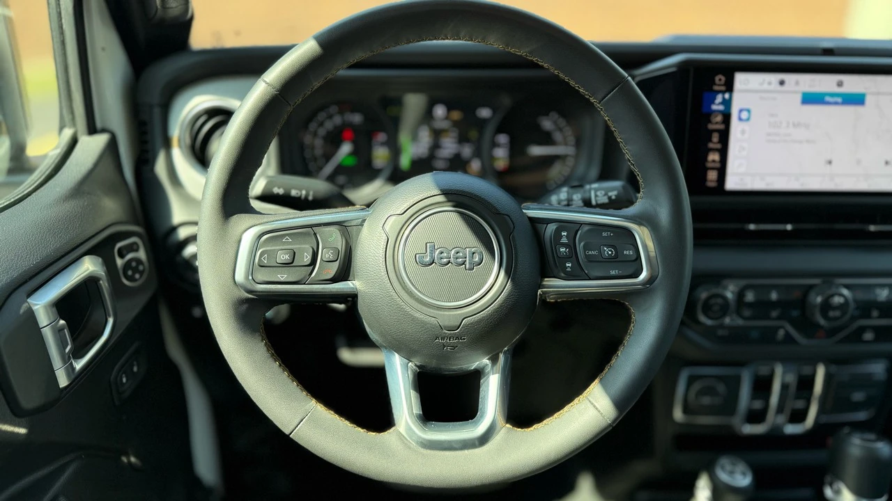 2024 Jeep JL Wrangler - Image 16 of 21
