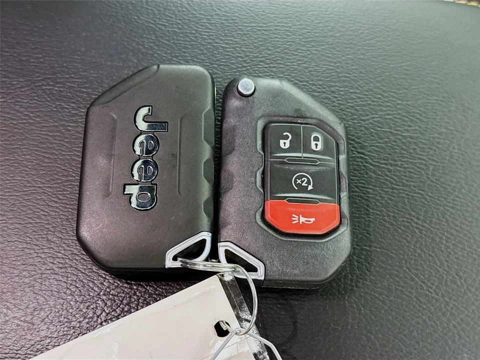 2024 Jeep JL Wrangler - Image 18 of 21
