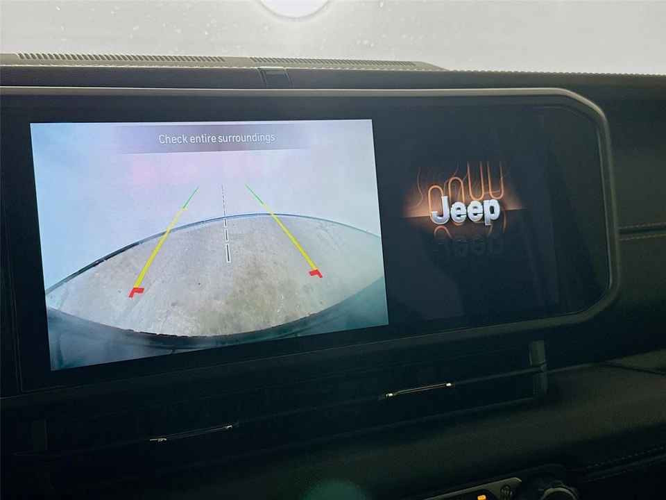 2024 Jeep JL Wrangler - Image 9 of 21
