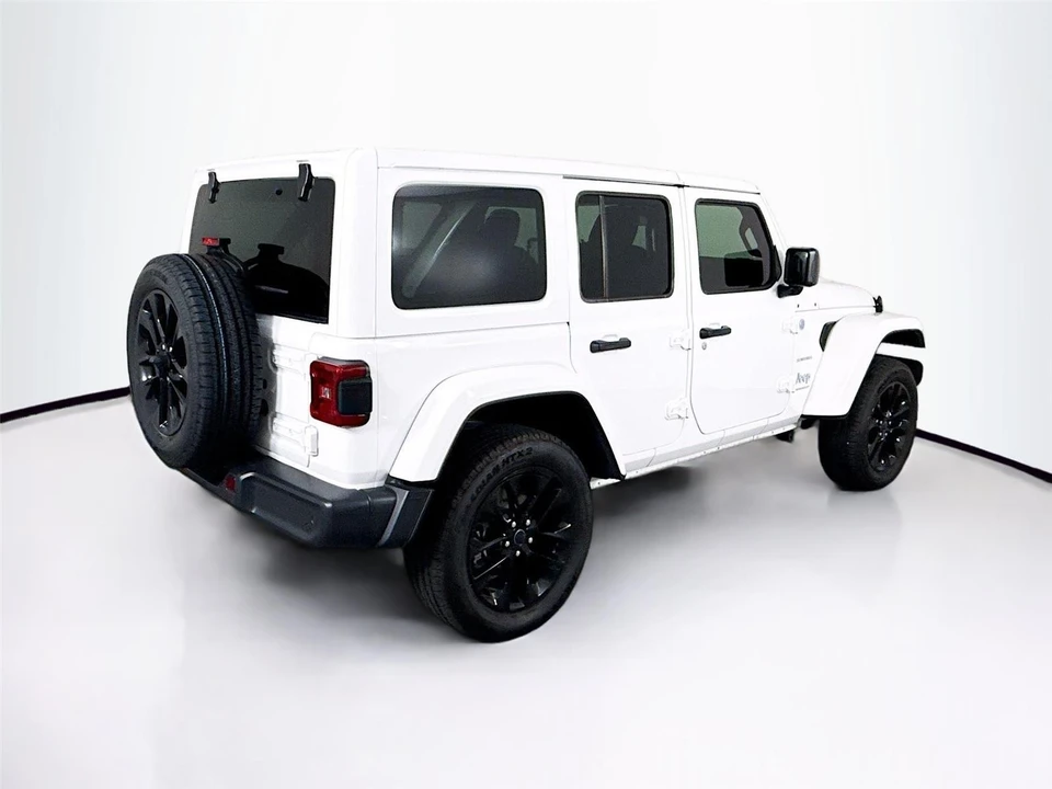 2024 Jeep JL Wrangler - Image 13 of 15