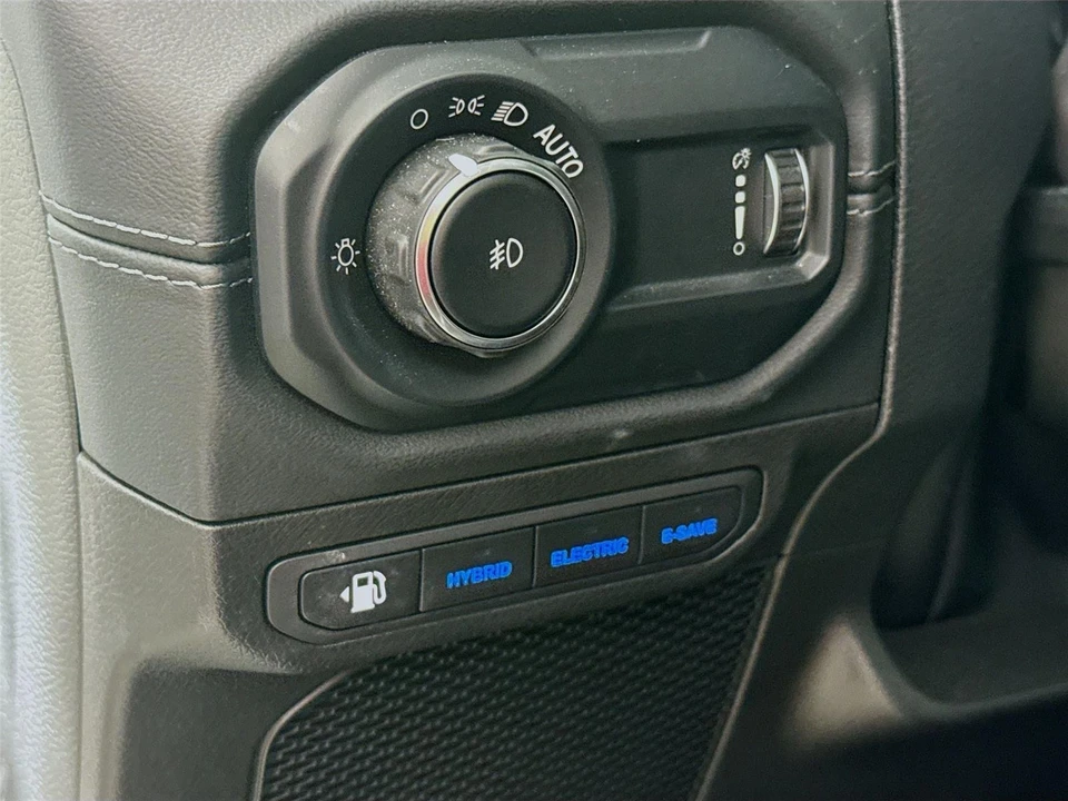 2024 Jeep JL Wrangler - Image 4 of 15