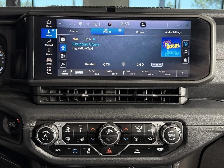 2024 Jeep JL Wrangler - Image 27 of 31