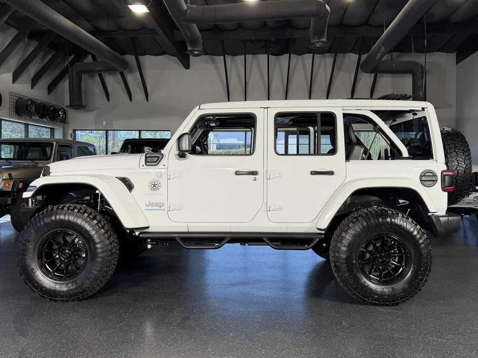 2024 Jeep JL Wrangler - Image 4 of 31