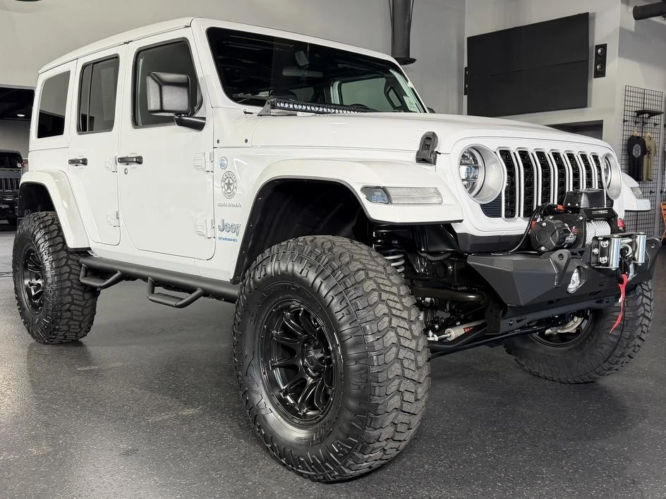 2024 Jeep JL Wrangler - Image 8 of 31