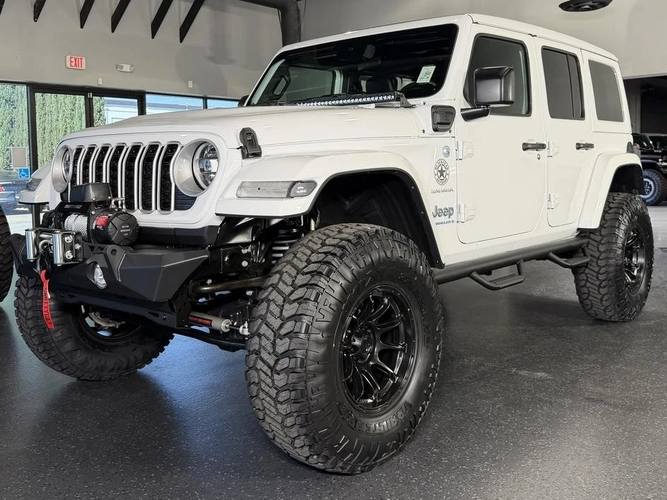 2024 Jeep JL Wrangler - Image 13 of 31