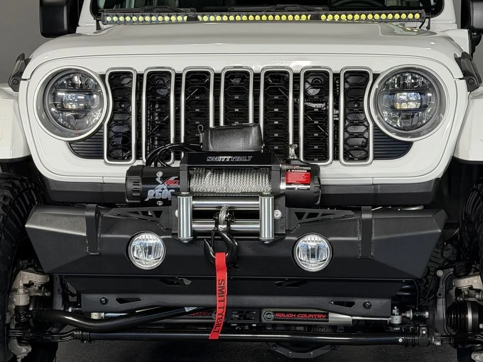 2024 Jeep JL Wrangler - Image 10 of 31