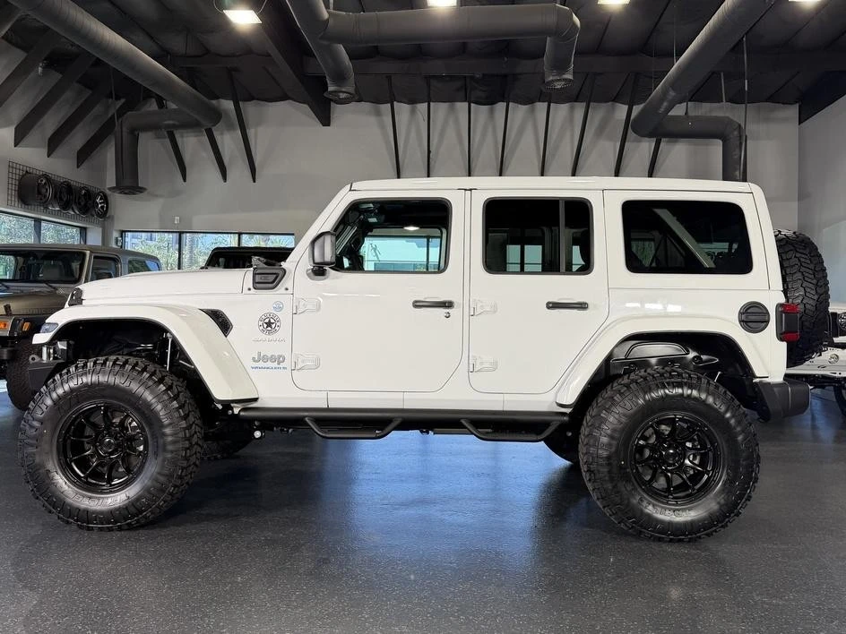 2024 Jeep JL Wrangler - Image 15 of 31
