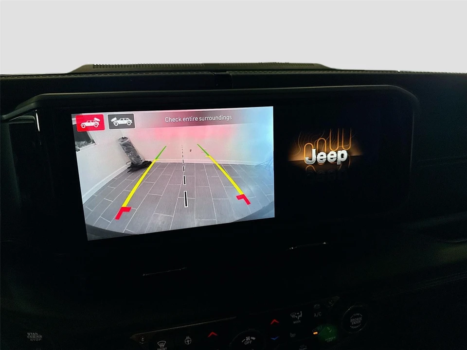 2024 Jeep JL Wrangler - Image 10 of 31