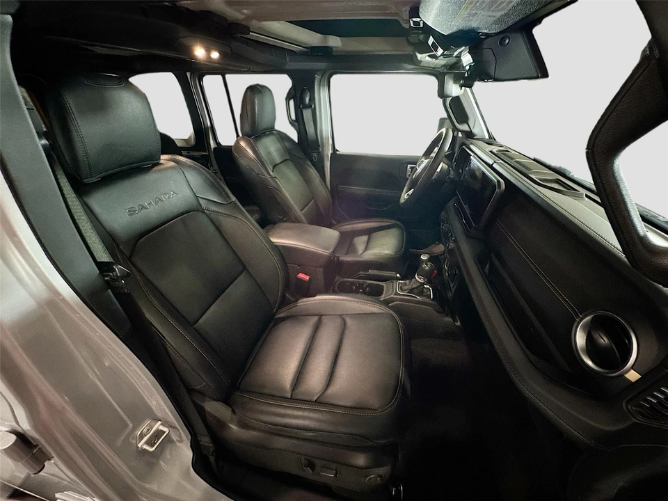 2024 Jeep JL Wrangler - Image 21 of 31