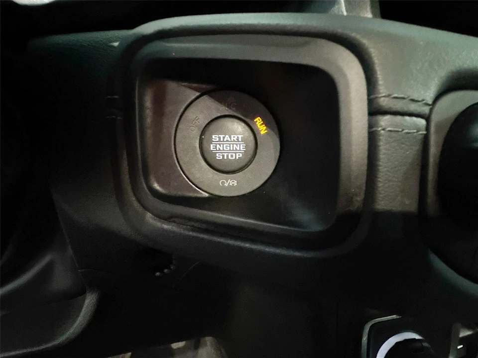 2024 Jeep JL Wrangler - Image 12 of 31