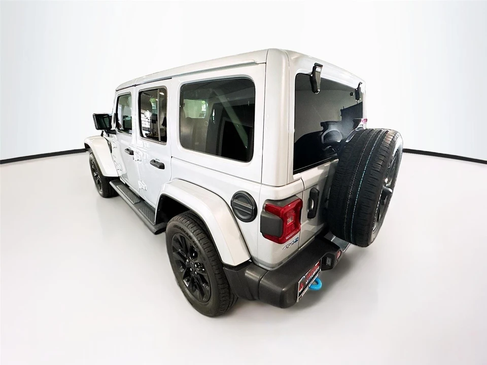 2024 Jeep JL Wrangler - Image 3 of 16