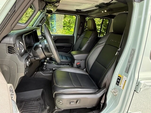 2024 Jeep JL Wrangler - Image 11 of 30