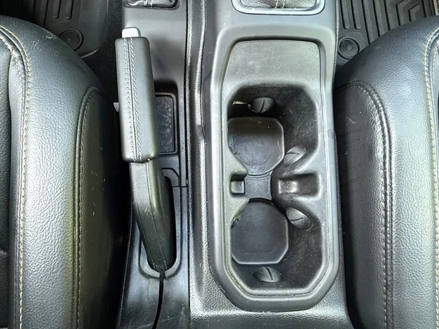 2024 Jeep JL Wrangler - Image 27 of 30