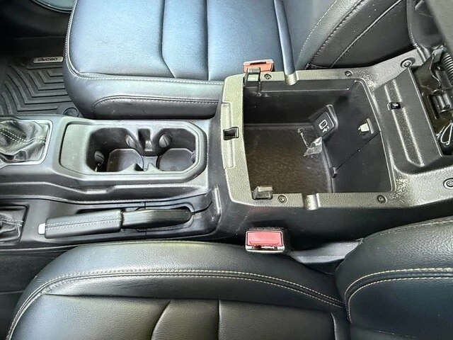 2024 Jeep JL Wrangler - Image 28 of 30