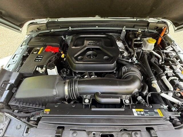 2024 Jeep JL Wrangler - Image 9 of 30