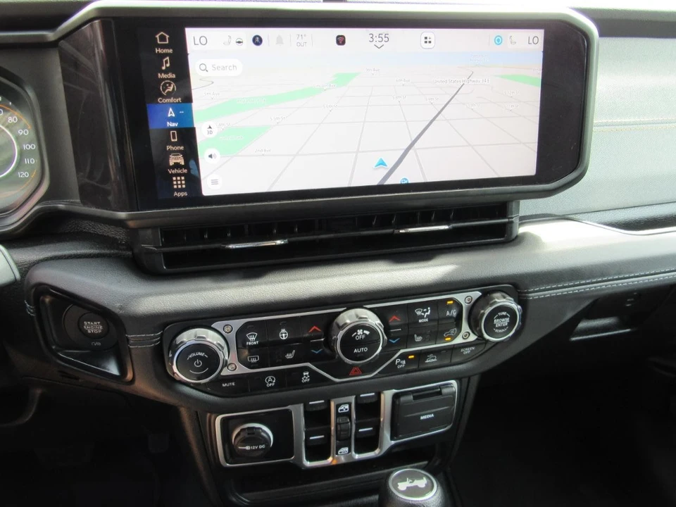 2024 Jeep JL Wrangler - Image 24 of 31