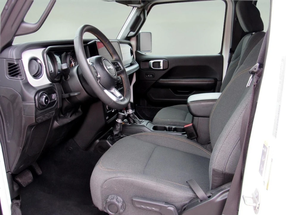 2024 Jeep JL Wrangler - Image 11 of 31