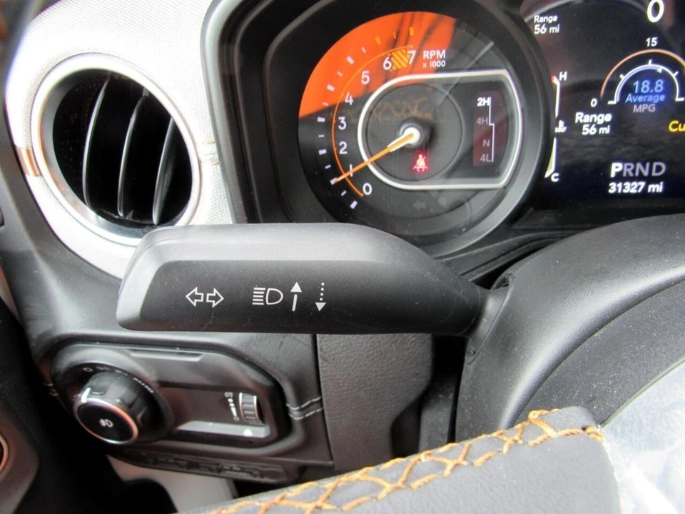 2024 Jeep JL Wrangler - Image 17 of 31